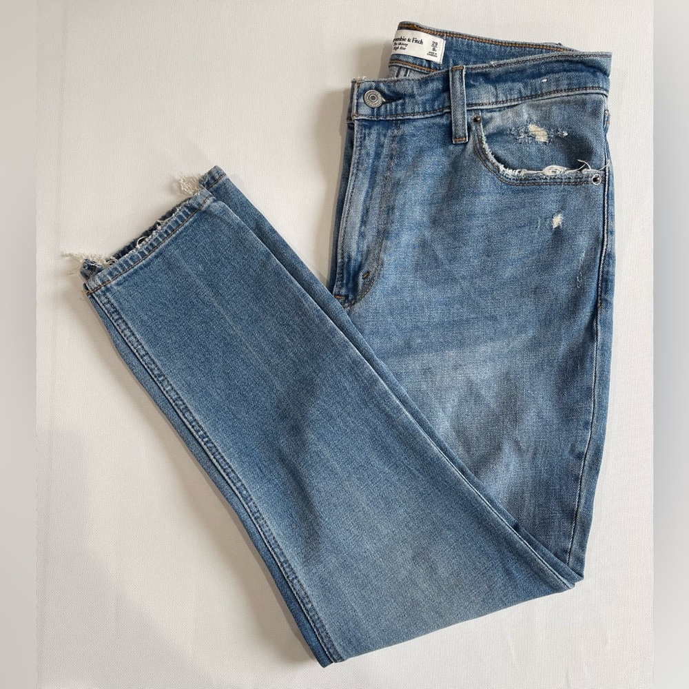 Abercrombie & Fitch The Skinny High Rise Jeans Size 29 / 8